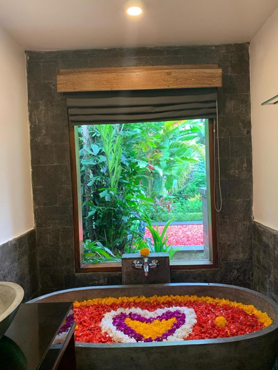 Poka Ubud Hidden Paradise & Spa By Eps Luaran gambar
