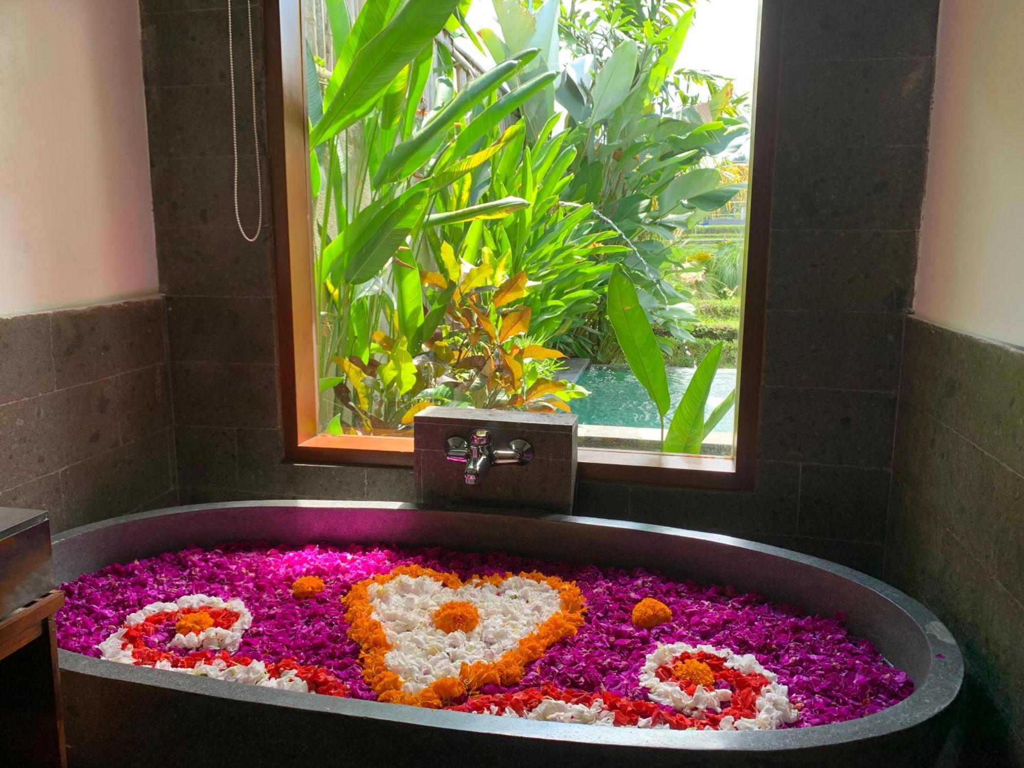 Poka Ubud Hidden Paradise & Spa By Eps Luaran gambar